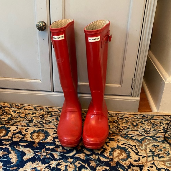 Hunter Original Tall Rain Boot in Red - Picture 2 of 6